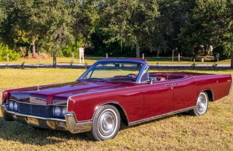 1967 Lincoln Continental Convertible